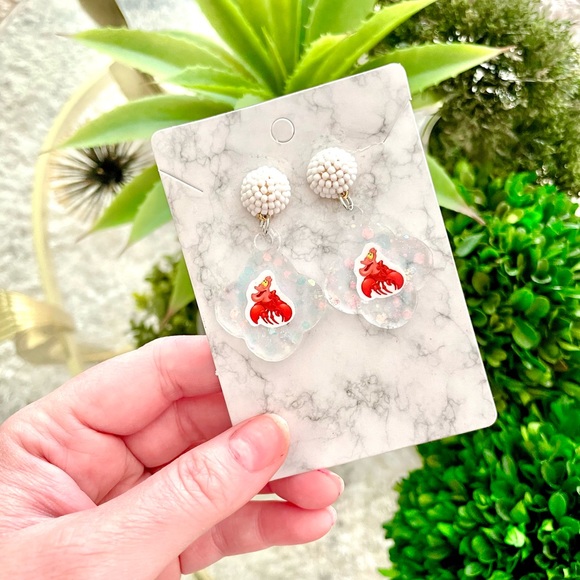 Sebastian Acrylic Earrings - Picture 3 of 4